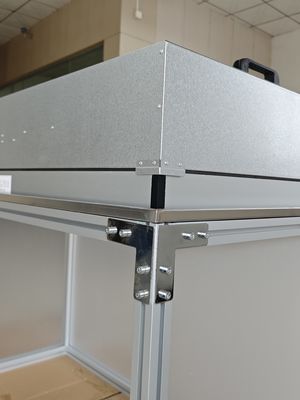 การไหลอากาศแบบลามินาร์แบบเรียบร้อยและประสิทธิภาพการกรอง 99.99% ใน HEPA Laminar Flow Hood สําหรับพื้นที่ทํางานที่สะอาด
