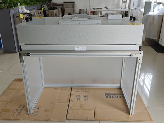 กระแสอากาศแนวตั้ง กระโปรงกระแสลามินาร์ 1175*575*320MM FFU ขนาดอากาศกรองสําหรับสภาพแวดล้อมทํางานที่สะอาดและไร้เชื้อ